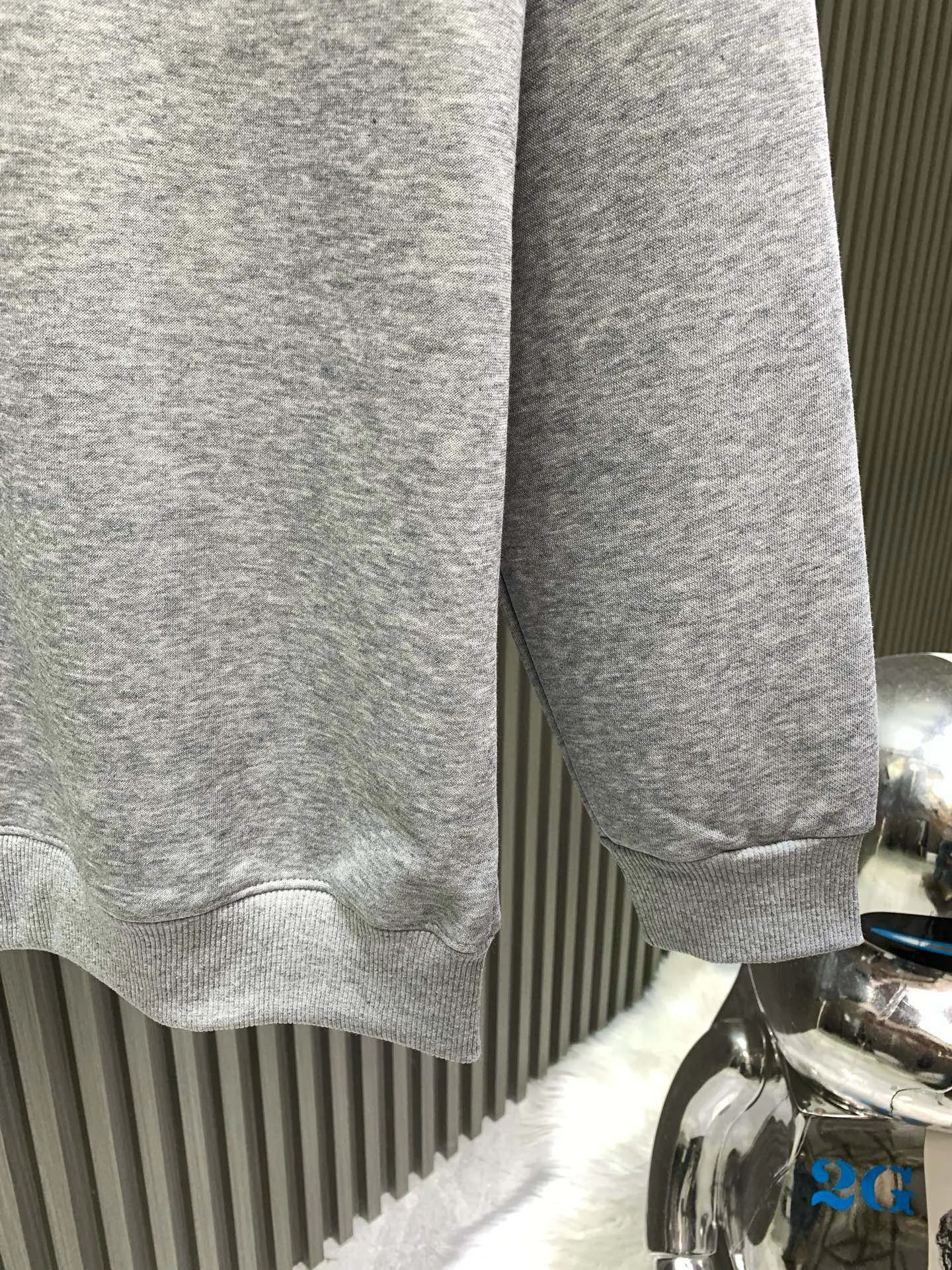 🅿️250 gray